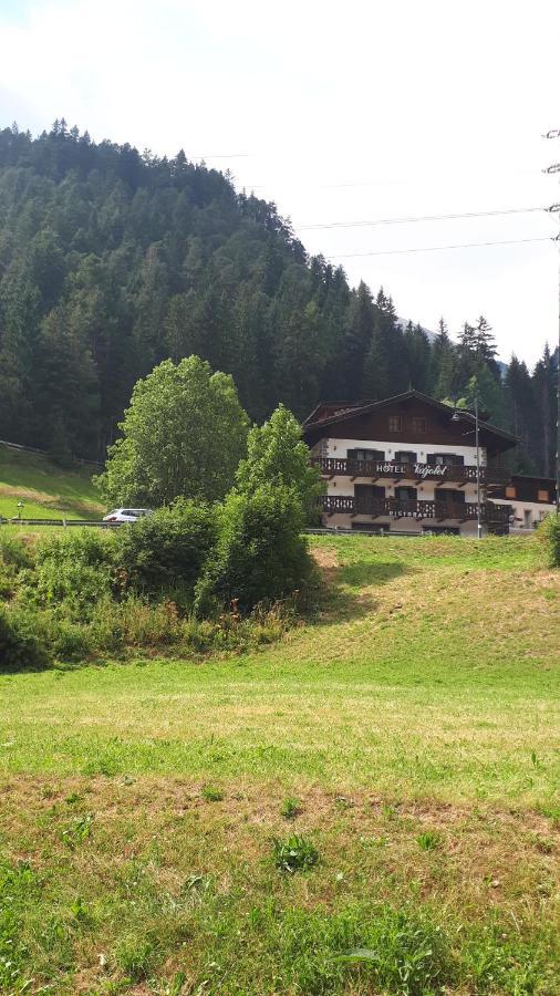 Hotel Vajolet Mazzin Esterno foto