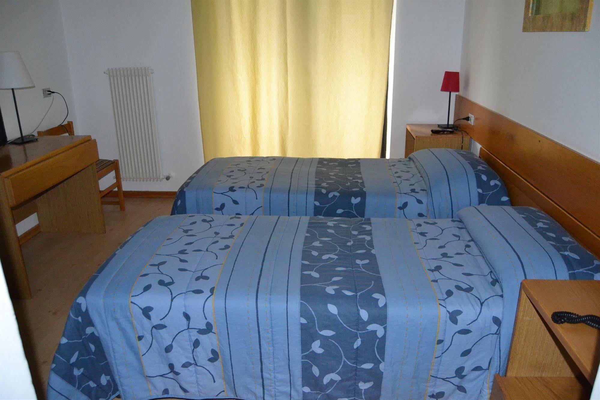 Hotel Vajolet Mazzin Esterno foto