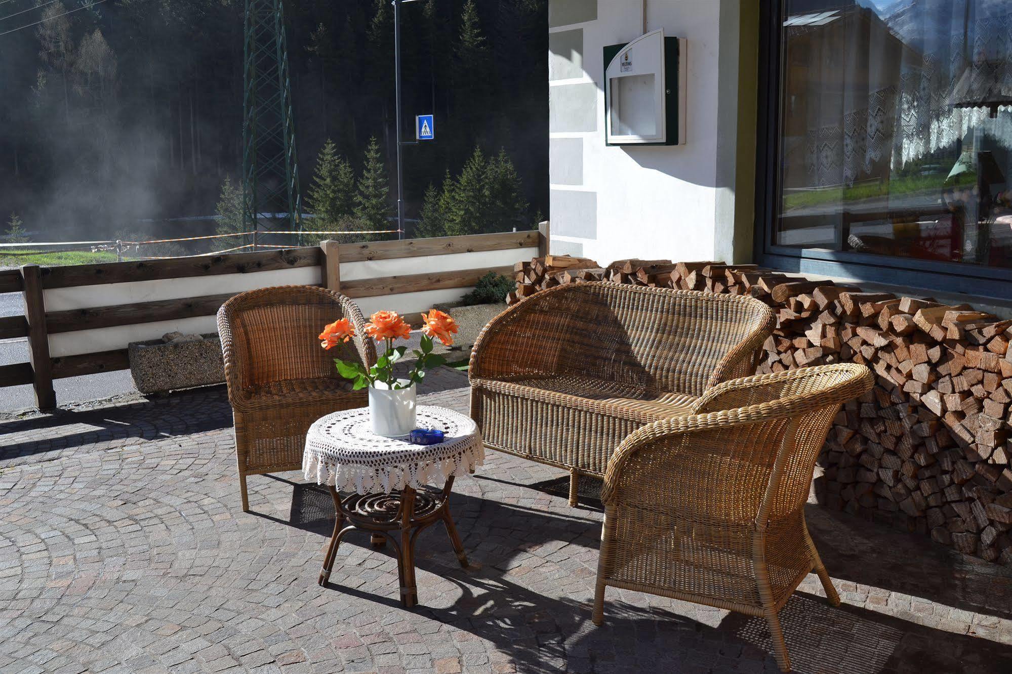 Hotel Vajolet Mazzin Esterno foto